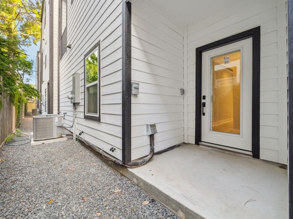 807 Martin Street D, Houston TX 77018