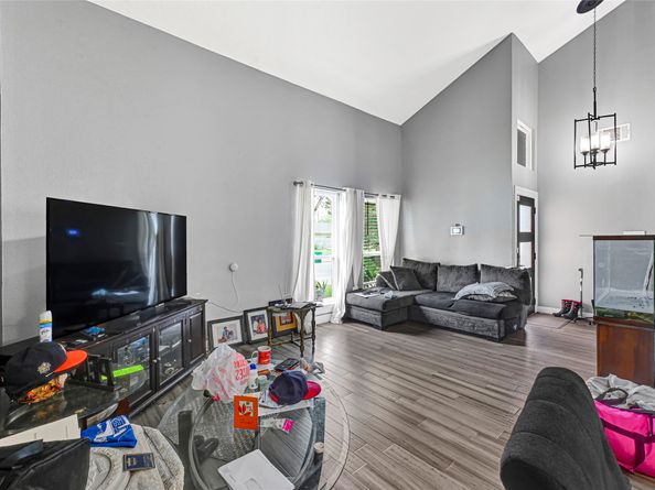 5638 Fairview Forest Drive, Houston TX 77088