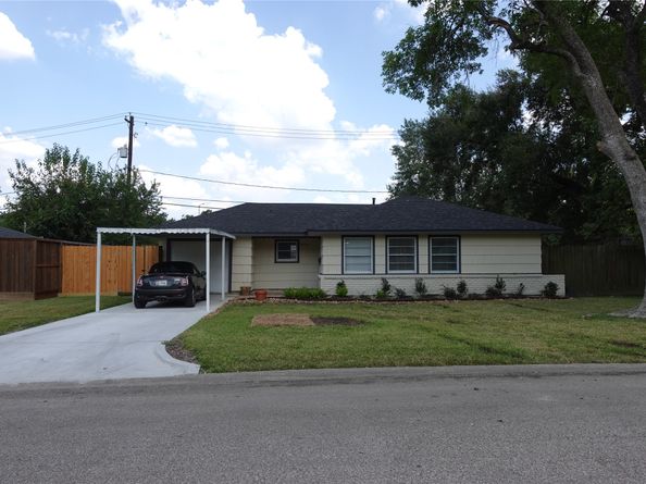 6006 Carew Street, Houston TX 77074