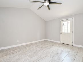 5811 Greencraig Drive, Houston TX 77035
