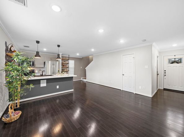 9623 Elmview Place 1, Houston TX 77080