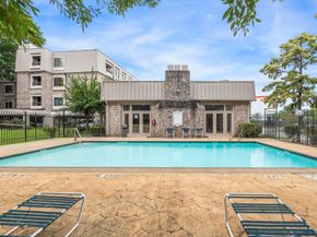 2213 S Braeswood Boulevard 12H, Houston TX 77030
