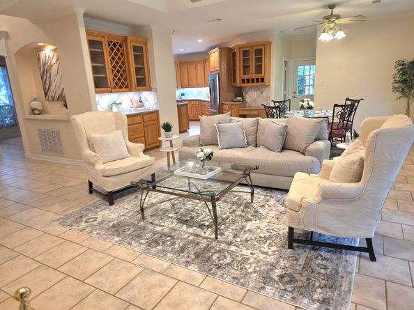 3003 Bernadette Lane, Houston TX 77043