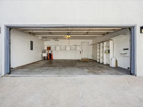 902 S Shepherd Drive, Houston TX 77019