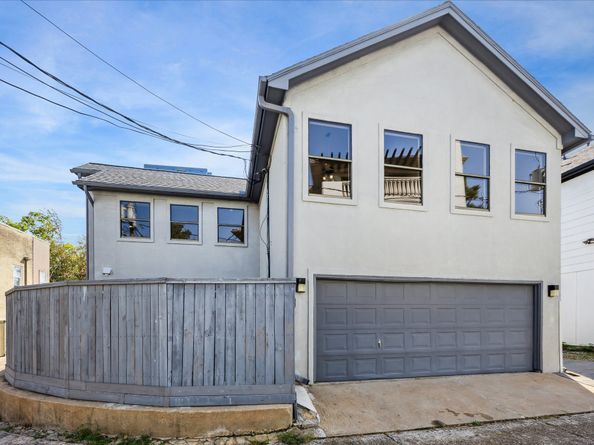902 S Shepherd Drive, Houston TX 77019