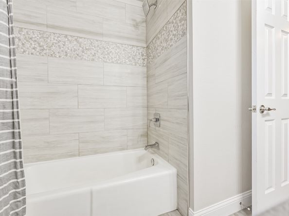 6230 Rutherglenn Drive, Houston TX 77096