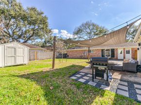 6230 Rutherglenn Drive, Houston TX 77096