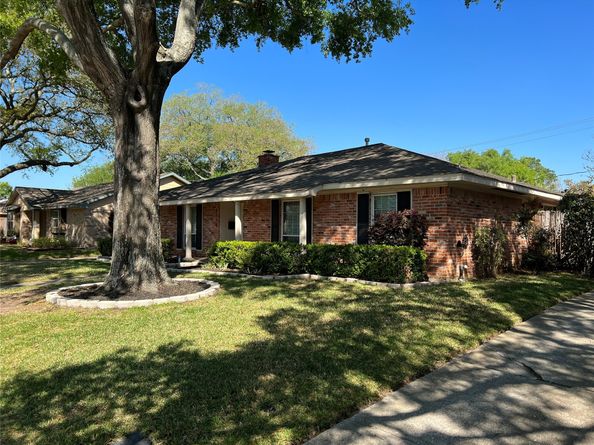 6230 Rutherglenn Drive, Houston TX 77096