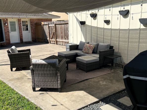 6230 Rutherglenn Drive, Houston TX 77096