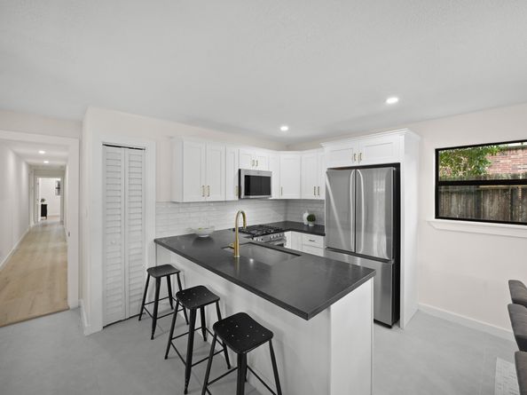 4813 Hummingbird Street, Houston TX 77035