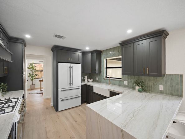 4813 Hummingbird Street, Houston TX 77035