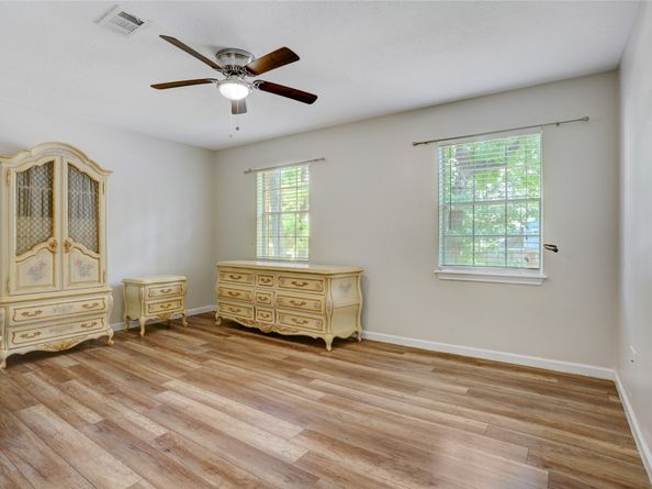 11811 Moorcreek Drive, Houston TX 77070