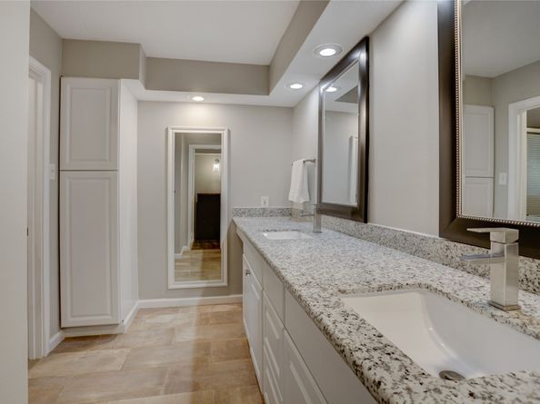 11811 Moorcreek Drive, Houston TX 77070