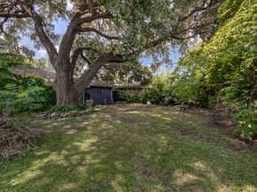 6810 Rowan Lane, Houston TX 77074