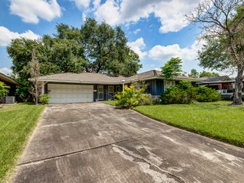 6810 Rowan Lane