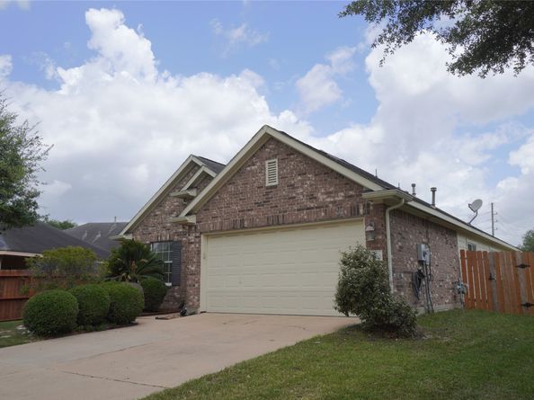 19130 Golden Heath Lane, Richmond TX 77407