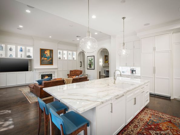 251 Sugarberry Circle, Houston TX 77024