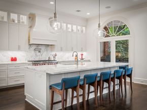 251 Sugarberry Circle, Houston TX 77024