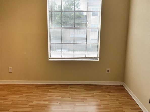 2750 Holly Hall Street 404, Houston TX 77054