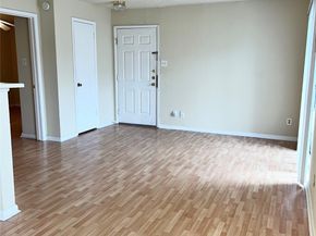 2750 Holly Hall Street 404, Houston TX 77054