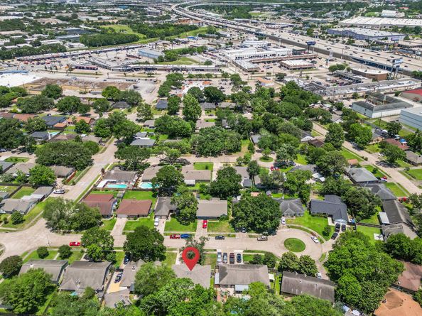 10815 Montverde Lane, Houston TX 77099