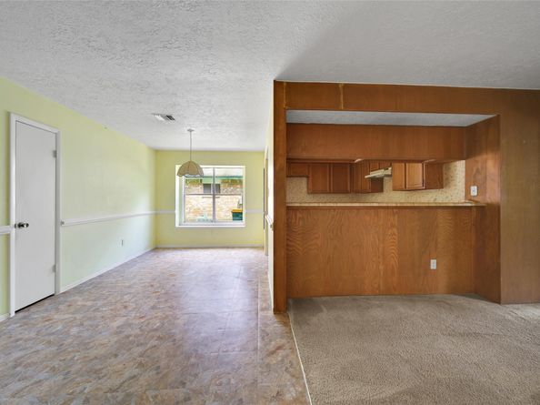 1712 Lindy Lane, Conroe TX 77301