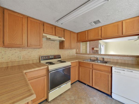 1712 Lindy Lane, Conroe TX 77301