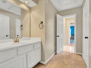 4015 Park Circle Way, Houston TX 77059