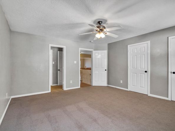 4015 Park Circle Way, Houston TX 77059