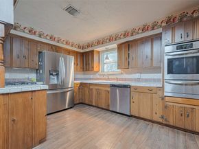 5710 Nina Lee Lane, Houston TX 77092