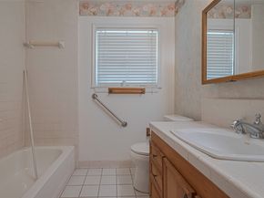 5710 Nina Lee Lane, Houston TX 77092
