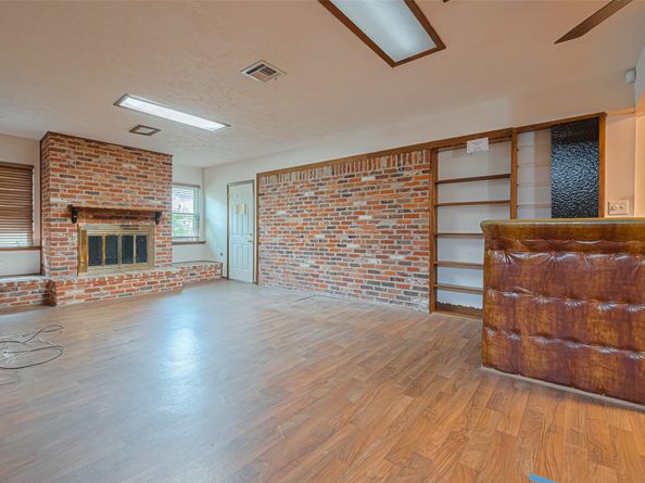 5710 Nina Lee Lane, Houston TX 77092
