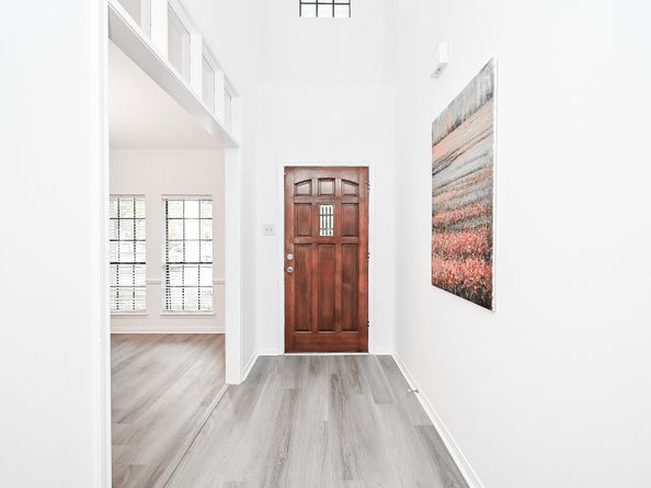 31 Silent Brook Place, The Woodlands TX 77381