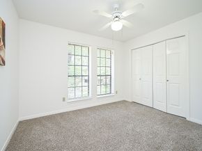 31 Silent Brook Place, The Woodlands TX 77381