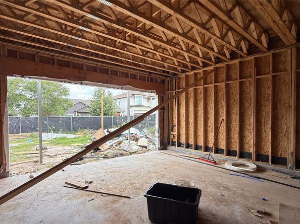 1725 Ebony Lane, Houston TX 77018