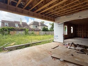 1725 Ebony Lane, Houston TX 77018