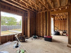 1725 Ebony Lane, Houston TX 77018