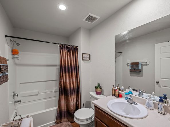 8404 Shady Vista Circle, Houston TX 77028