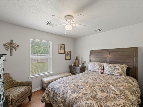 8404 Shady Vista Circle, Houston TX 77028