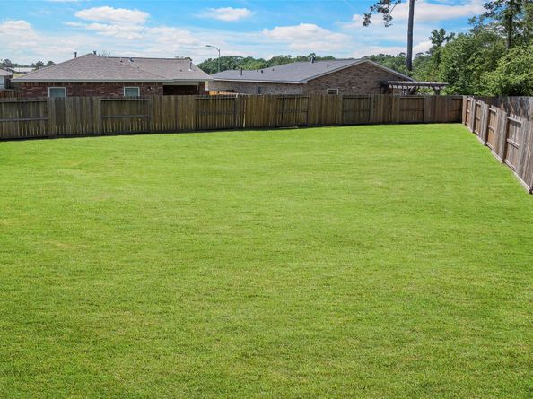 8404 Shady Vista Circle, Houston TX 77028
