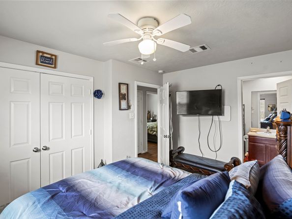 8404 Shady Vista Circle, Houston TX 77028