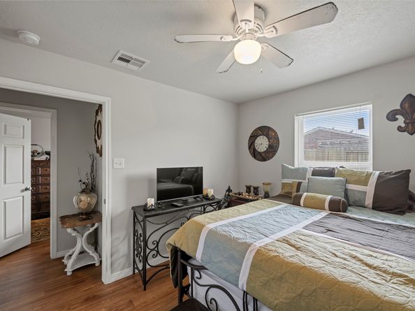 8404 Shady Vista Circle, Houston TX 77028