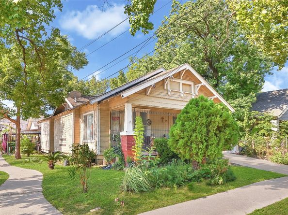 6648 Avenue C, Houston TX 77011