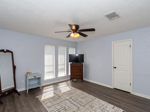16707 Schooners Way, Friendswood TX 77546