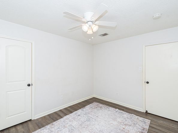 16707 Schooners Way, Friendswood TX 77546