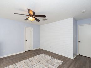 16707 Schooners Way, Friendswood TX 77546