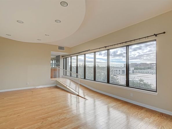 2001 Holcombe Boulevard 401, Houston TX 77030