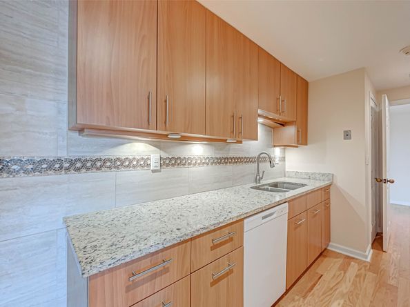 2001 Holcombe Boulevard 401, Houston TX 77030