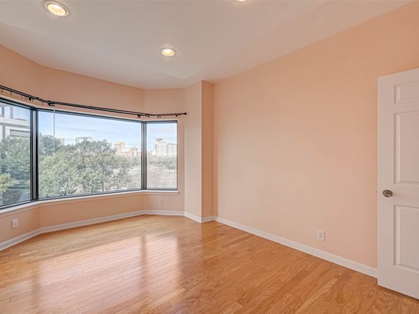 2001 Holcombe Boulevard 401, Houston TX 77030