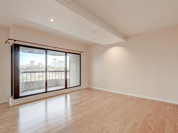 2001 Holcombe Boulevard 401, Houston TX 77030